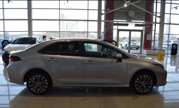 Toyota Corolla - imagine 6