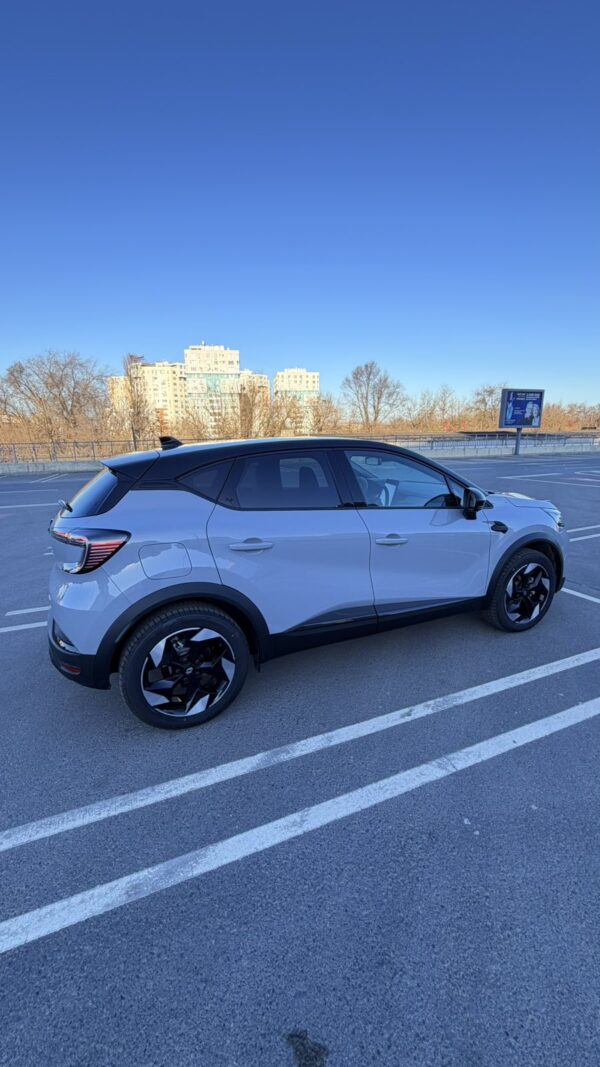 Renault Captur - Image 8