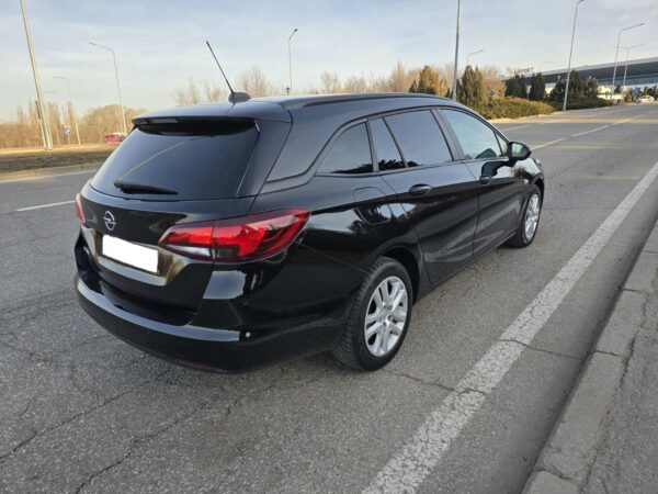 Opel Astra - imagine 4