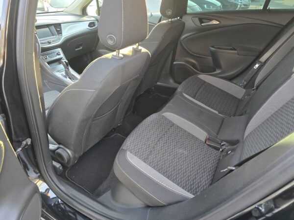 Opel Astra - imagine 12