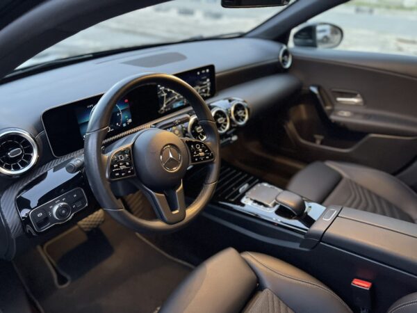 Mercedes Benz - imagine 9