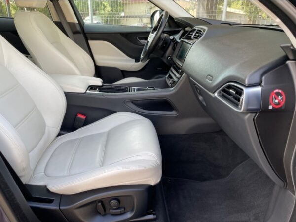 Jaguar F-Pace - imagine 8