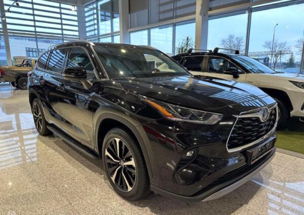Toyota Highlander - Image 3