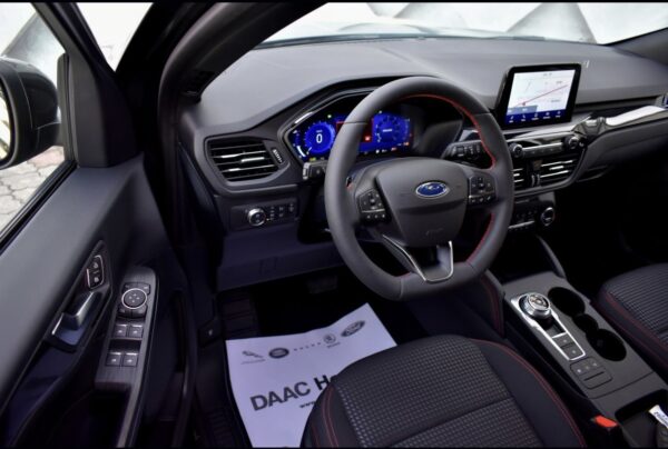 Ford Kuga — изображение 8